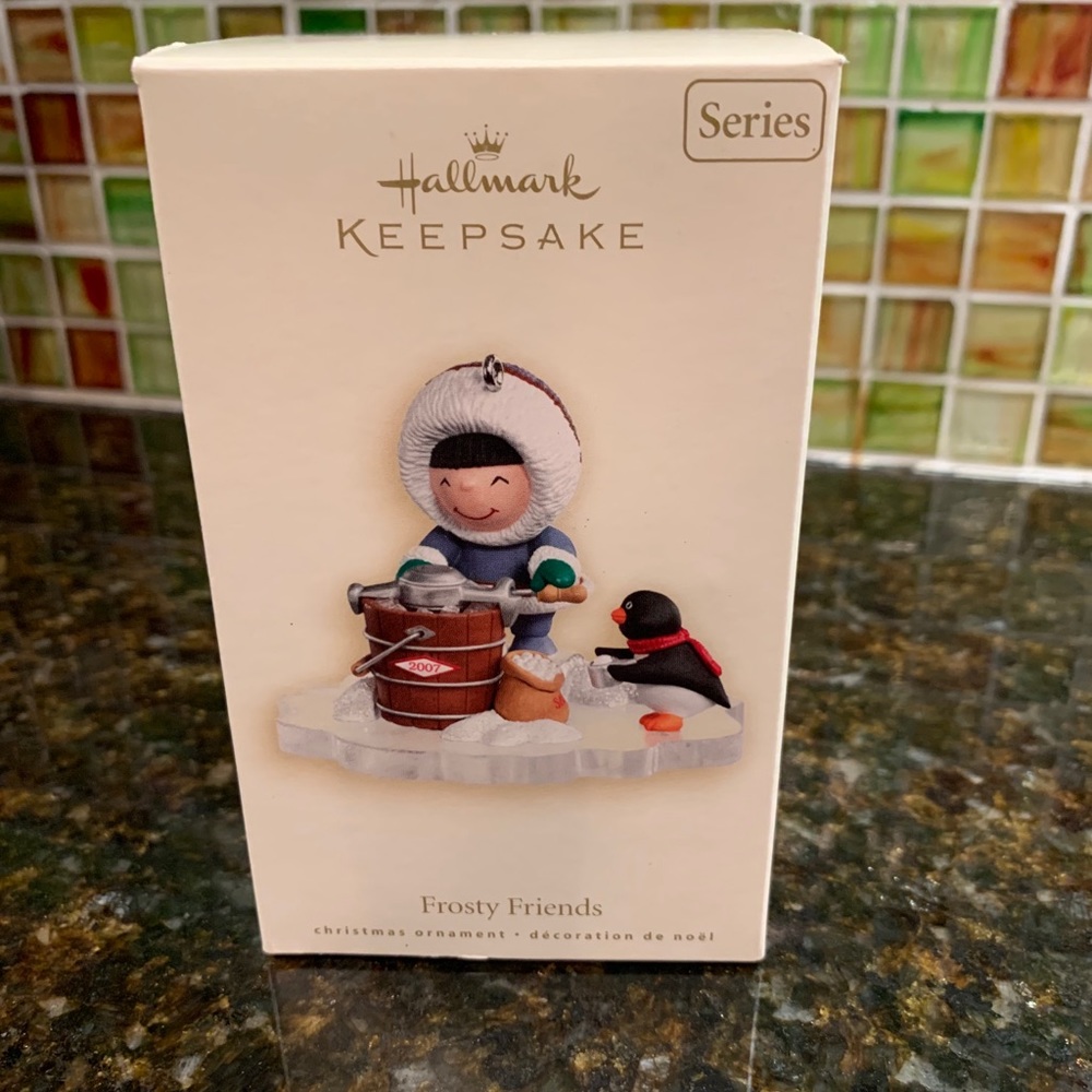 Hallmark Frosty Friends 2007 - Mint Condition